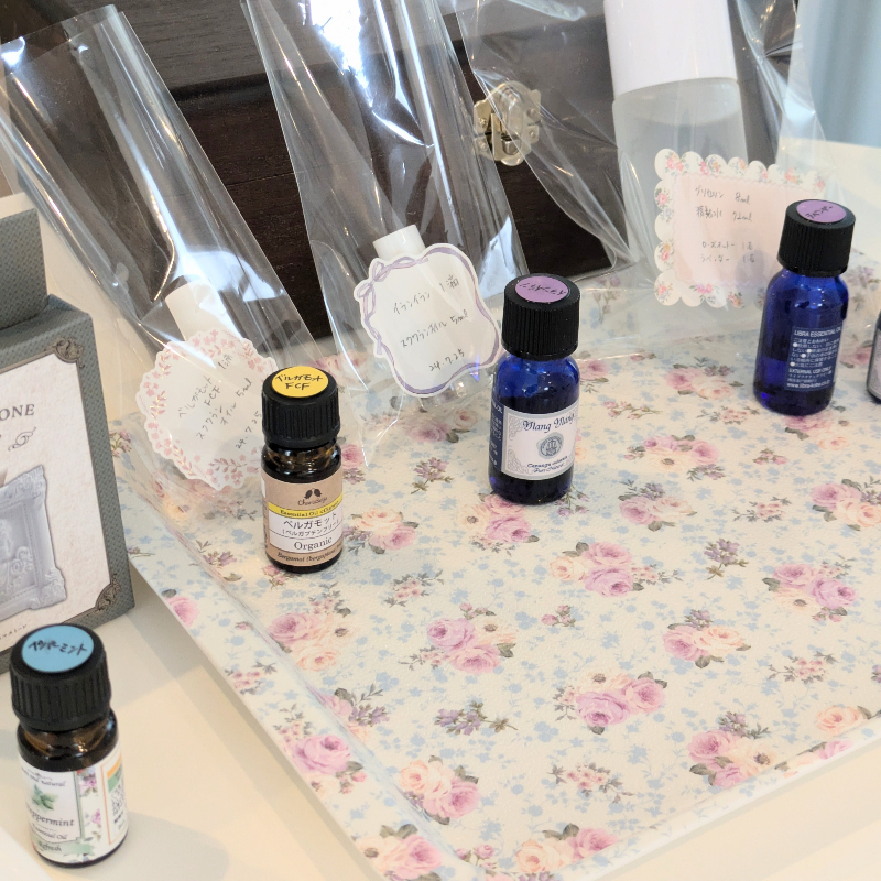 AEAJイベント「パーソナルアロマワークショップ」のネイルオイルを作っていただきました。