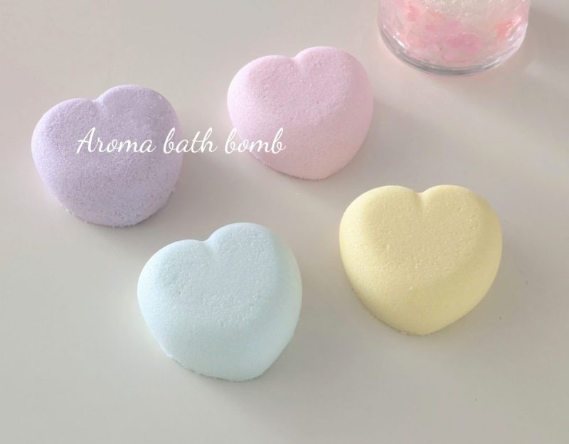 自宅で簡単アロマテラピー！シュワシュワ楽しい「アロマバスボム」の秘密と、失敗しない固め方レッスン
